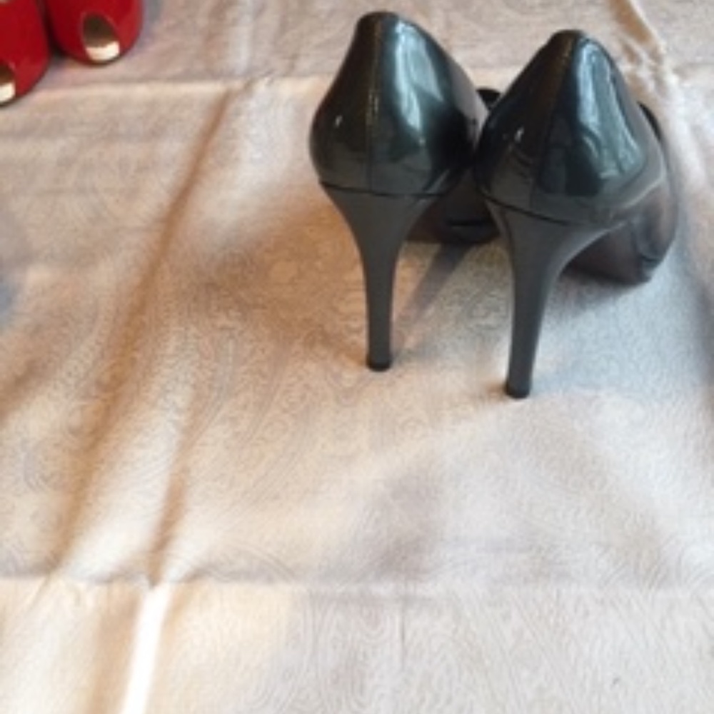 shoes - Picture 7 of 7